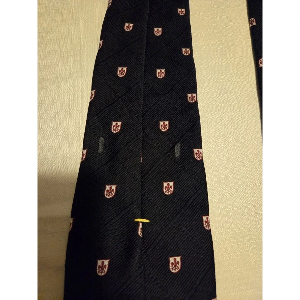 Vintage Ben Simons Crest Motif Tie, Historical Menswear Retailer